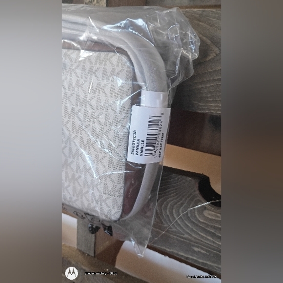 Michael Kors Beige Crossbody Bag - Picture 16 of 16